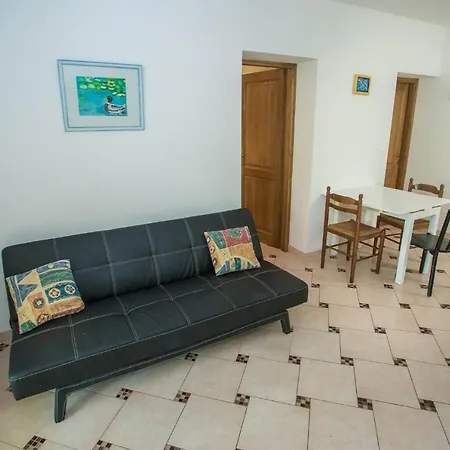 Daire Two-bedroom In V *
